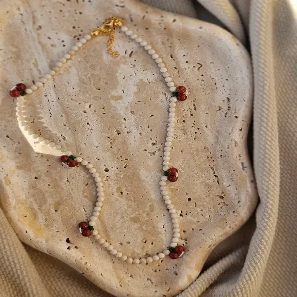 Naszyjnik owocowy | KAMIEŃ RZECZNY, JASPIS