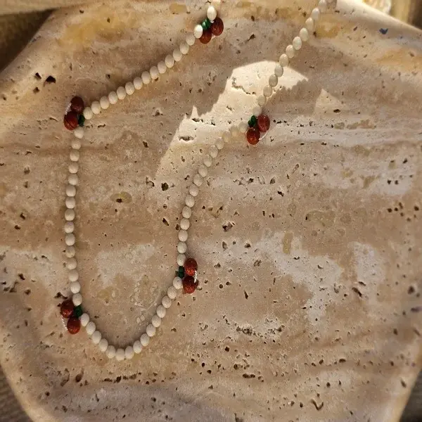 Naszyjnik owocowy | KAMIEŃ RZECZNY, JASPIS