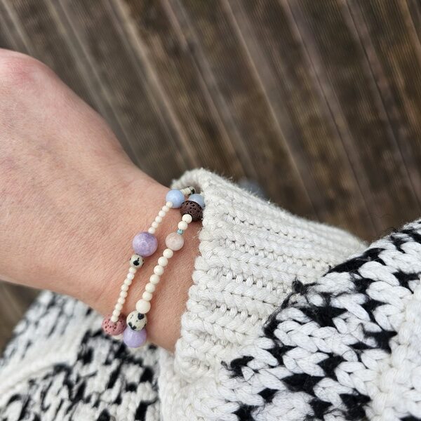 Bransoletka z kamienia rzecznego z dodatkiem innych kamieni - obrazek 7