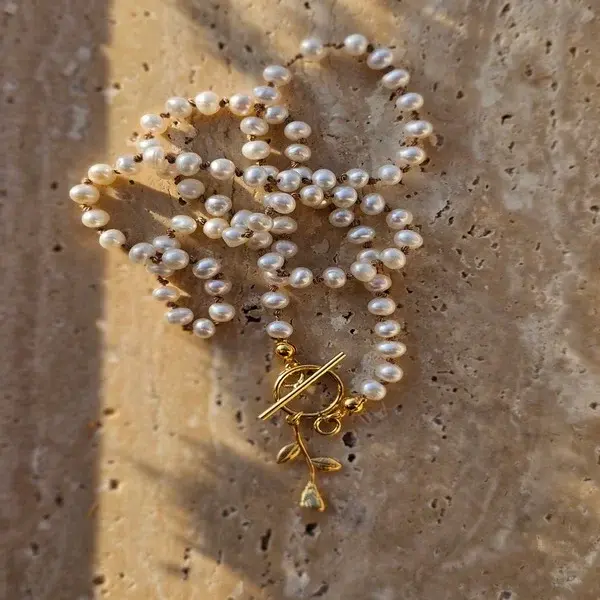 Naszyjnik z różą | PERŁA